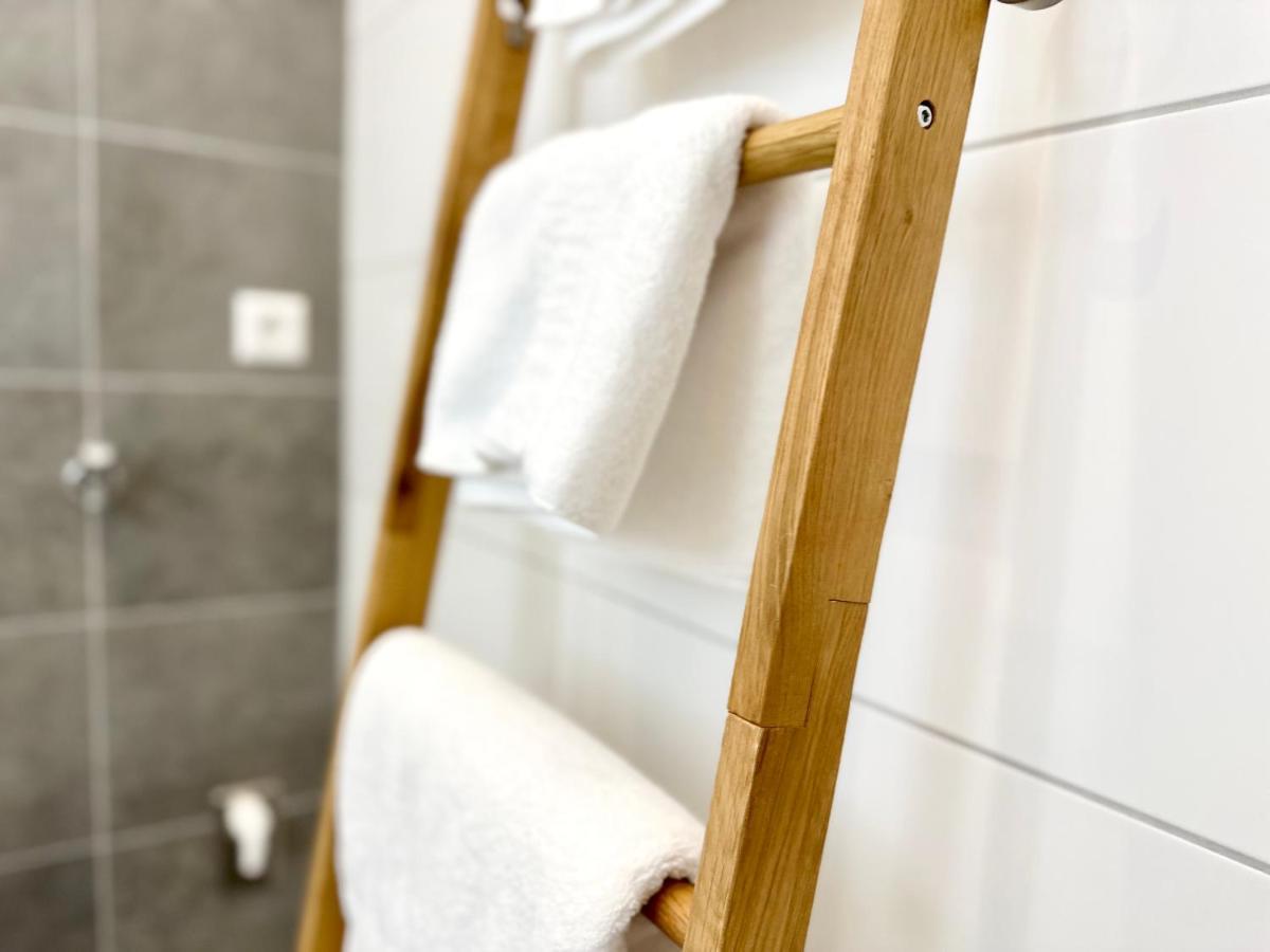 Mystay: Zentral I Design I Prime I Gaeste Wc ไฮเดลเบิร์ก ภายนอก รูปภาพ