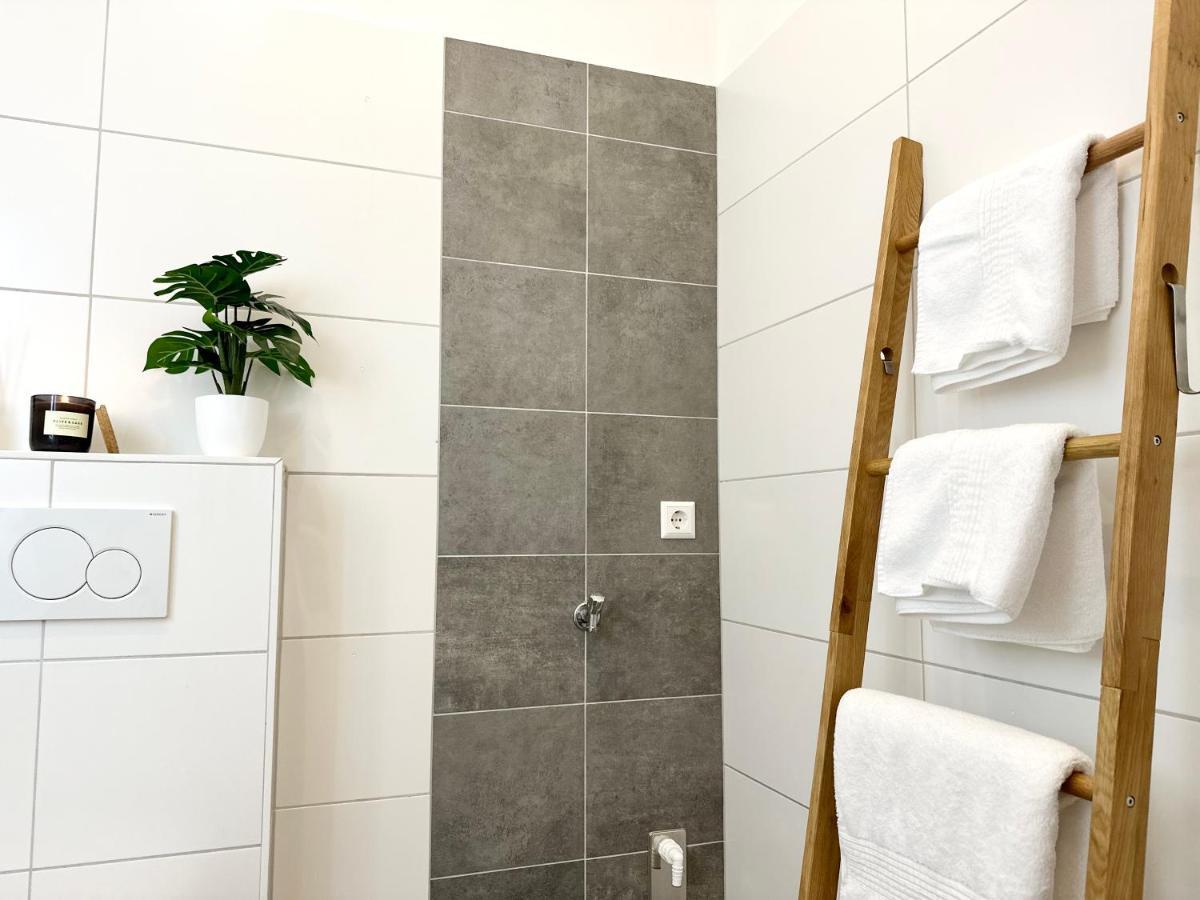 Mystay: Zentral I Design I Prime I Gaeste Wc ไฮเดลเบิร์ก ภายนอก รูปภาพ